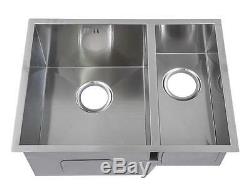 585 x 440mm 1.5 Bowl Handmade Stainless Steel Undermount Kitchen Sink (DS009L)