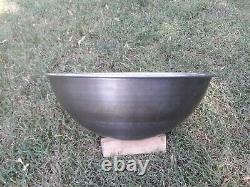 Heavy Duty 30 Quart Stainless Steel Mixing Bowl Round Bottom weighs 7.5 lbs