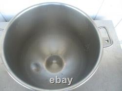 Hobart BOWL-HL640 Legacy 40 Qt. Stainless Steel Mixing Bowl #5534