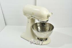 KitchenAid Artisan Mixer With K30 bowl and 2 mixing attachment