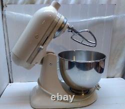 KitchenAid Artisan Series Stand Mixer & Stainless Steel 4.5 Qt Mixing Bowl