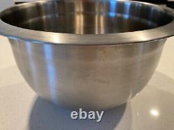 Royal Prestige large mixing serving bowl with lid