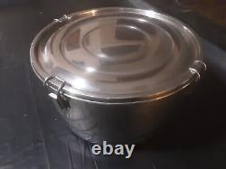 Vintage. The Coolest Stainless Steel Kitchen Mixing Bowls EVER. See Description