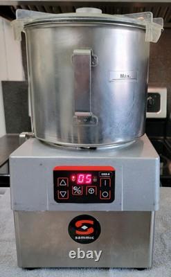 Robot Culinaire Sammic CKE8 à Vitesse Variable 8,5 Qt/8 Ltr. Bol en Acier Inoxydable 3HP